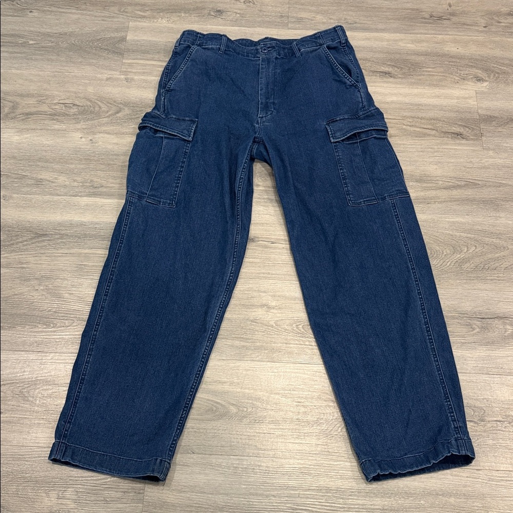Uniqlo Women’s Indigo Stretch Denim with Button & Drawstring size Large (US L)